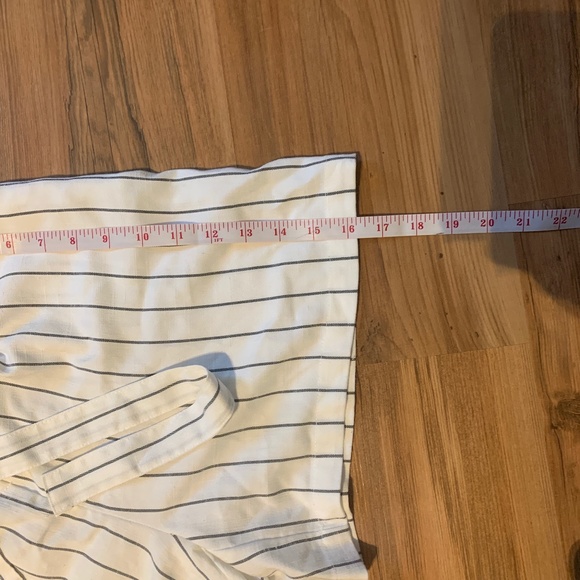 White Shorts - Picture 6 of 8